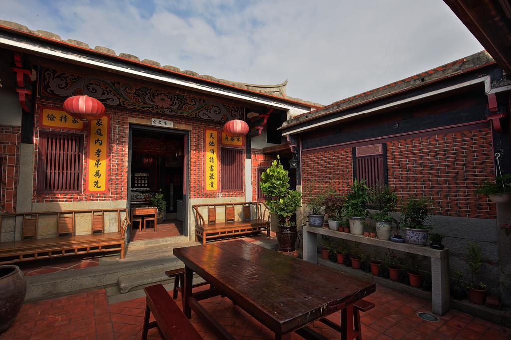 Red Tomato B&B Jinsha Екстер'єр фото